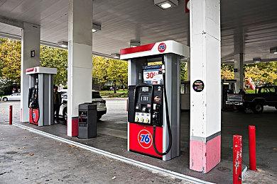 卡牌肉鸽游戏《不容进犯》免费试玩 扮演强大BOSS